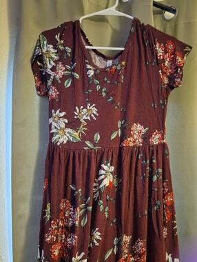 Floral Burgundy Short Sleeve Full-Length Dress